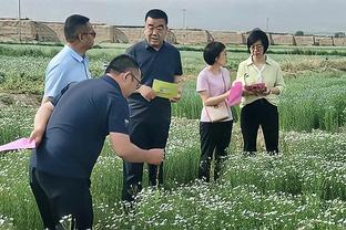 甜瓜打趣：我儿子觉得现在年轻球员都是垃圾 我喜欢华子&他像韦德