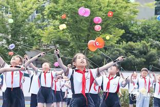 五五开！雷霆半场三分手感冰凉24中7 湖人半场50-50战平雷霆